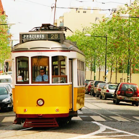 ゲストハウス Campo De Ourique - Art And Comfort 3*