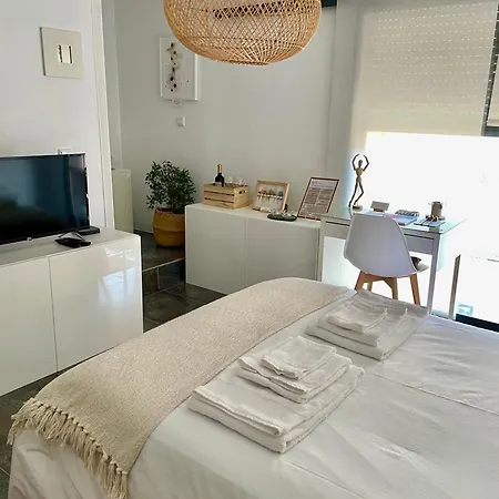 Campo De Ourique - Art And Comfort Guest house Lisbon